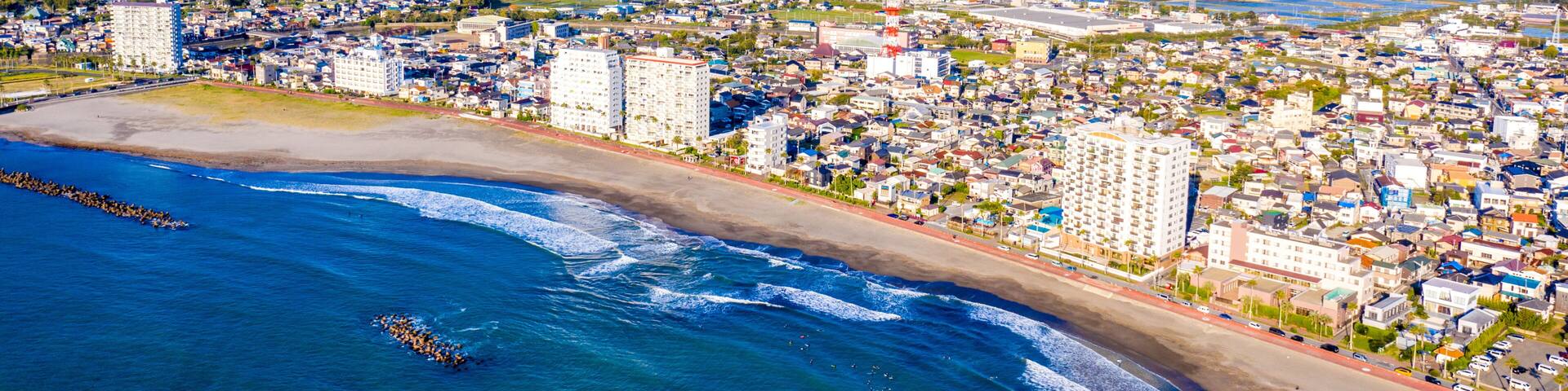 早朝の前原海水浴場(千葉県鴨川市)