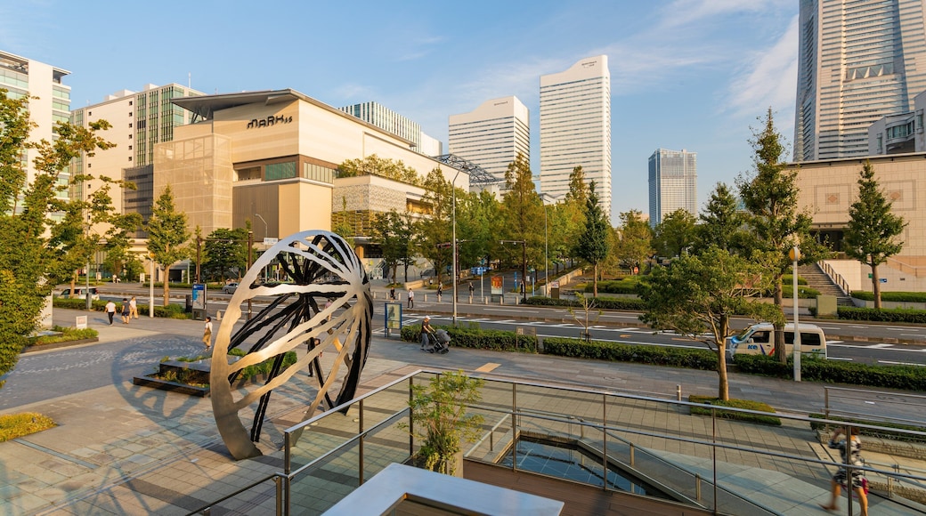Minato Mirai 21 showing a city and outdoor art
