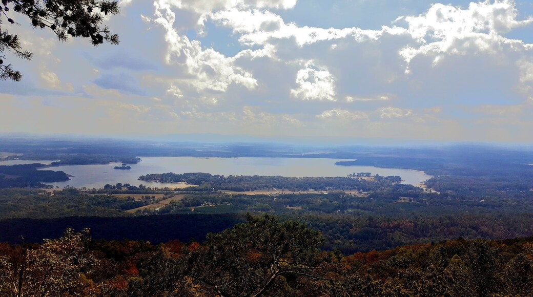 Cherokee Rock Village in Alabama, USA, RoadTrip 2017 #Alabama #lake #vista #nature #outdoors #blues #roadtrip #mountains #park #entertainment #camping