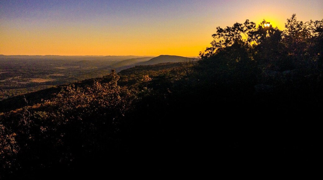 Sunset over Weiss Lake