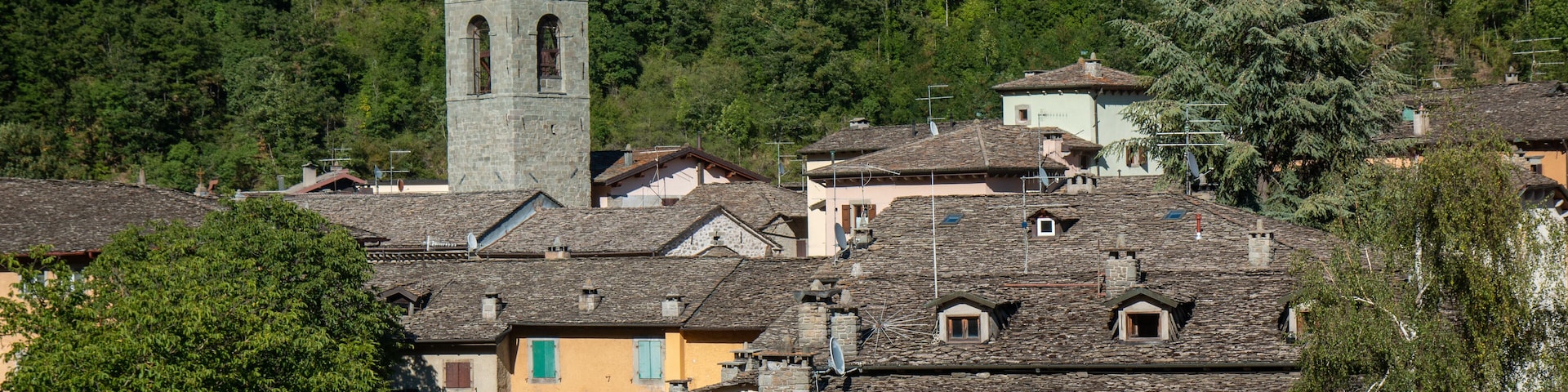 fiumalbo paese con passato storico artistico appennino modenese