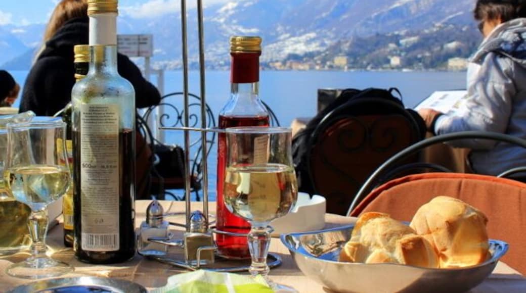 Enjoying lunch with a beautiful view of Lake Como!