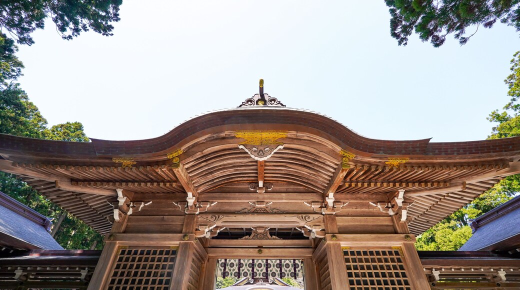 越後国一宮 弥彦神社の随神門(新潟県西蒲原郡弥彦村彌彦)