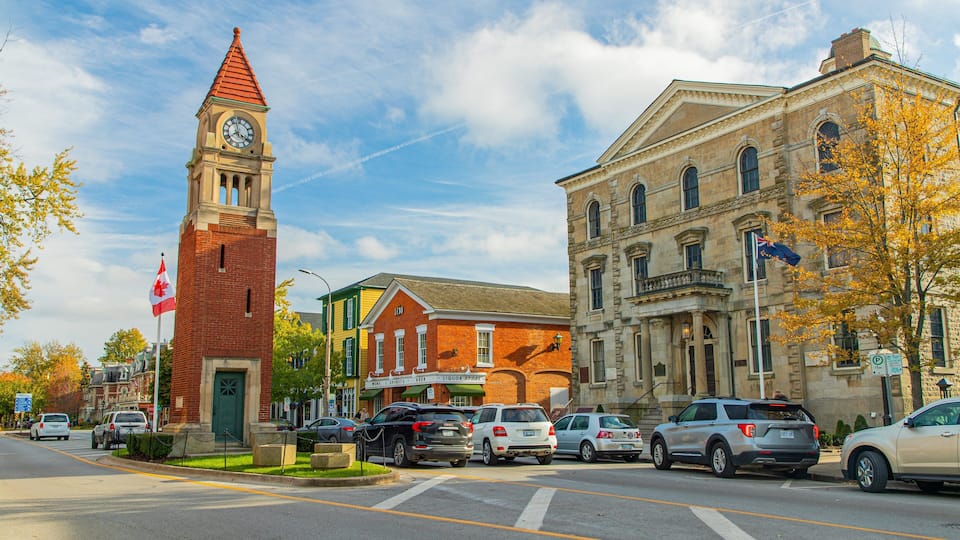 Old Town Historic District showing heritage architecture