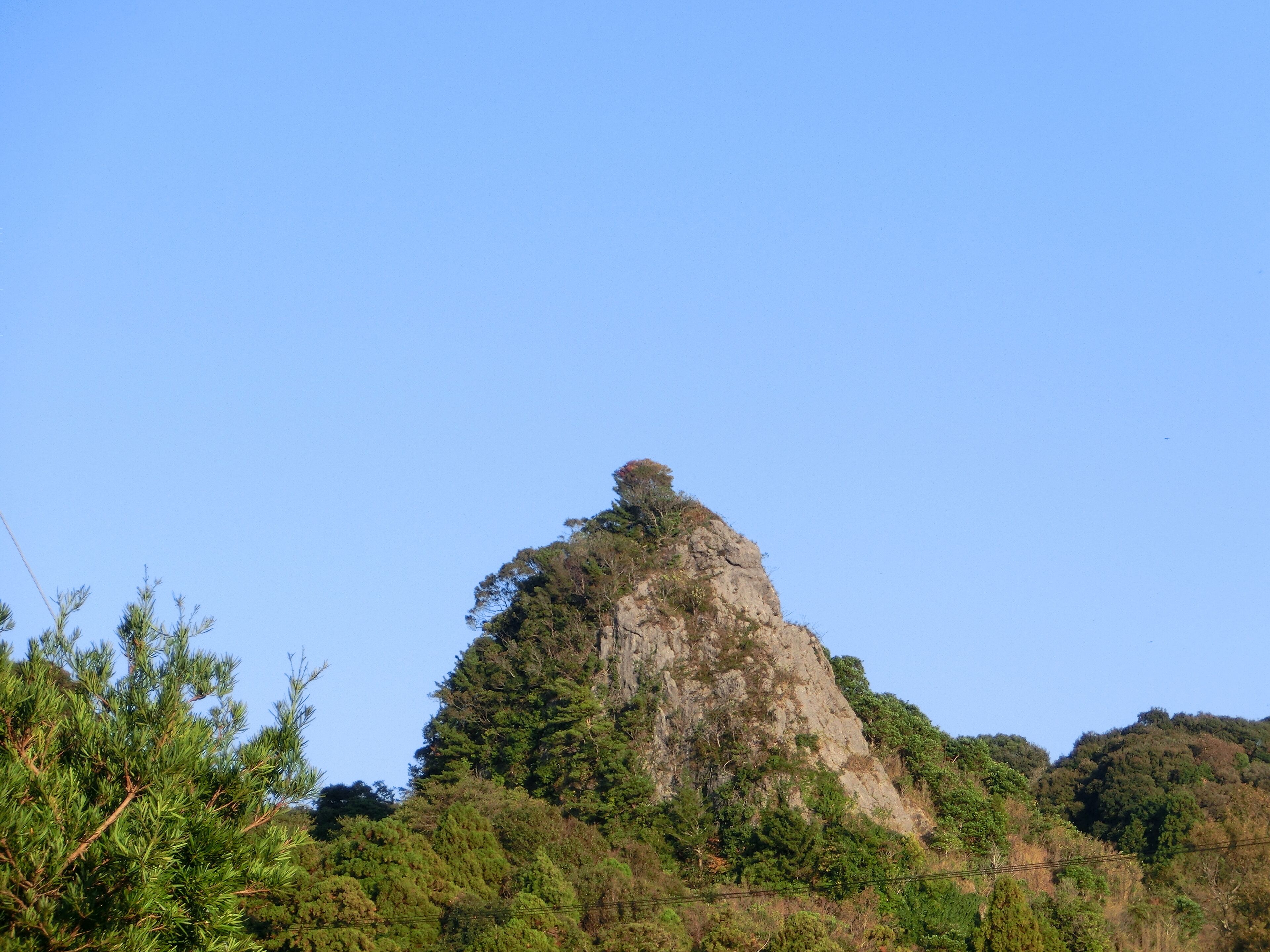 天神山男神の石灰岩