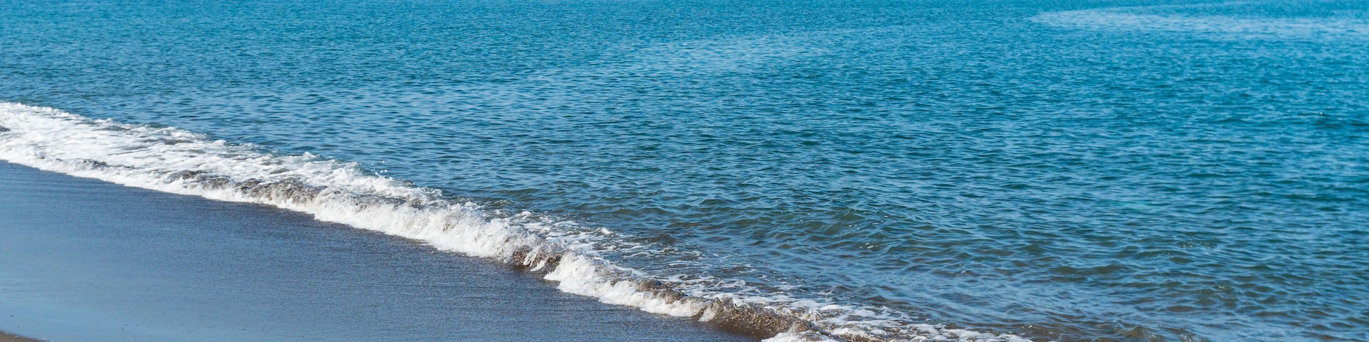 Ito Orange Beach showing general coastal views