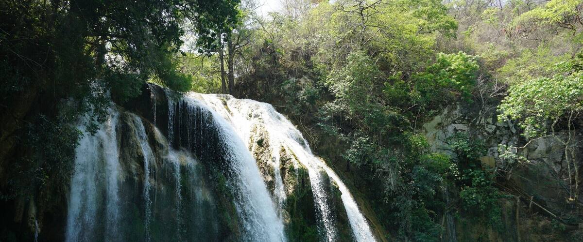 There are 5 waterfalls that make this place unbelievable with its turquoise color and the nature around it, makes you breath peace. #lifeatexpedia