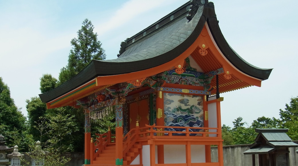 落杣神社・御霊神社の本殿 五條市黒駒町 Ochisoma-jinja and Goryō-jinja 2012.6.11