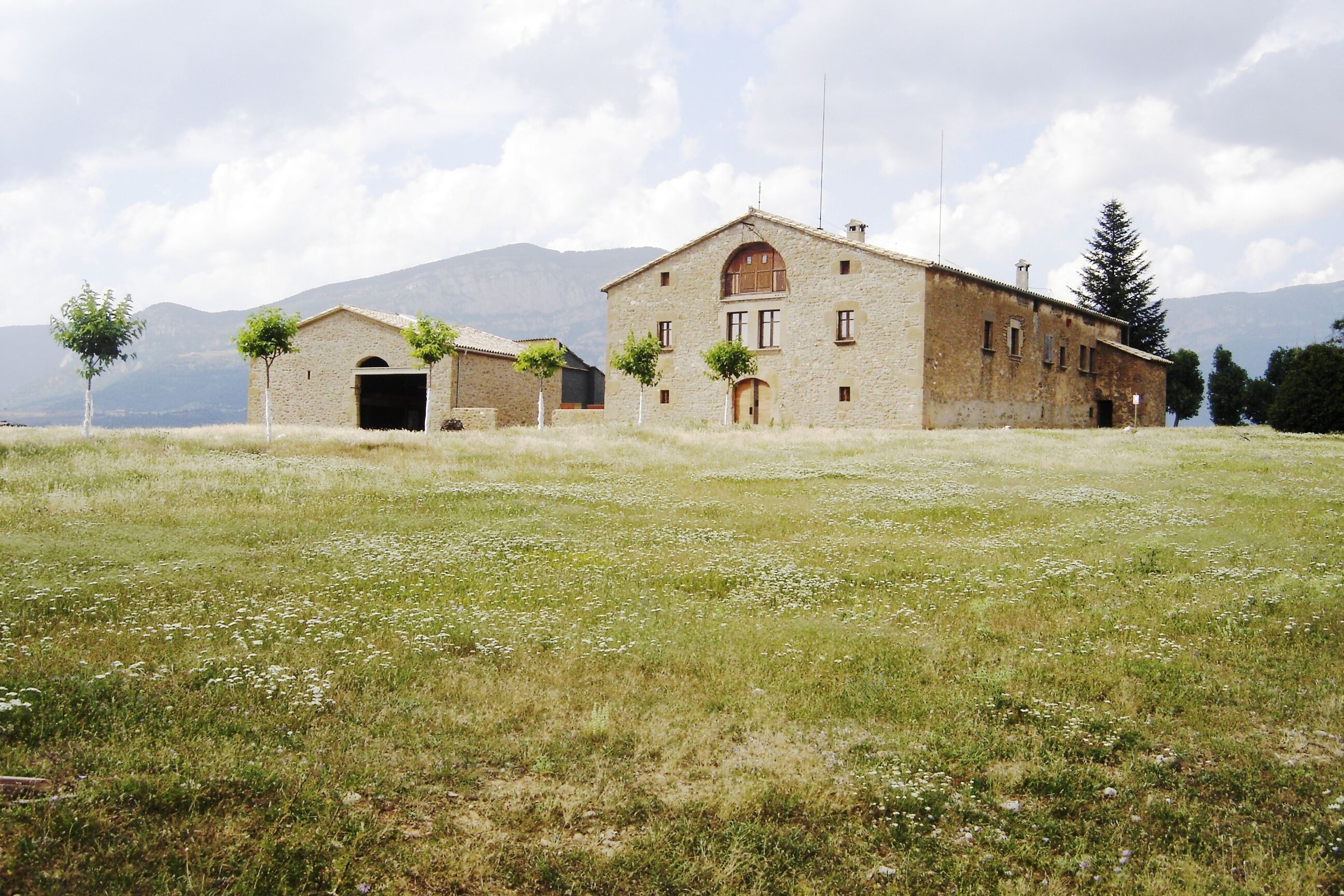 Visit Lladurs: 2026 Travel Guide for Lladurs, Catalonia | Expedia