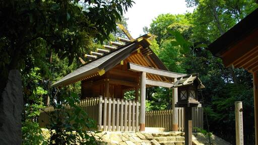 Former Nan'yo Jinja Yohai-den