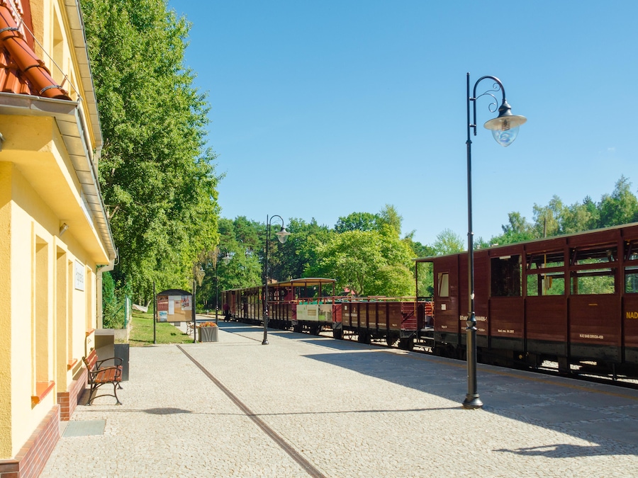 H89HA1 Train station in Niechorze. Poland