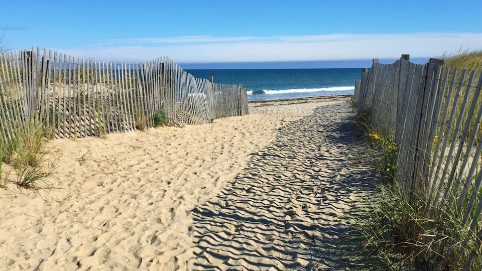 Not the nicest beach in the area, but it's a great place to walk your dog or take your car on the beach to camp out. Plus, the long bridge leading to the beach itself makes for a lovely stroll.
#BeachTips