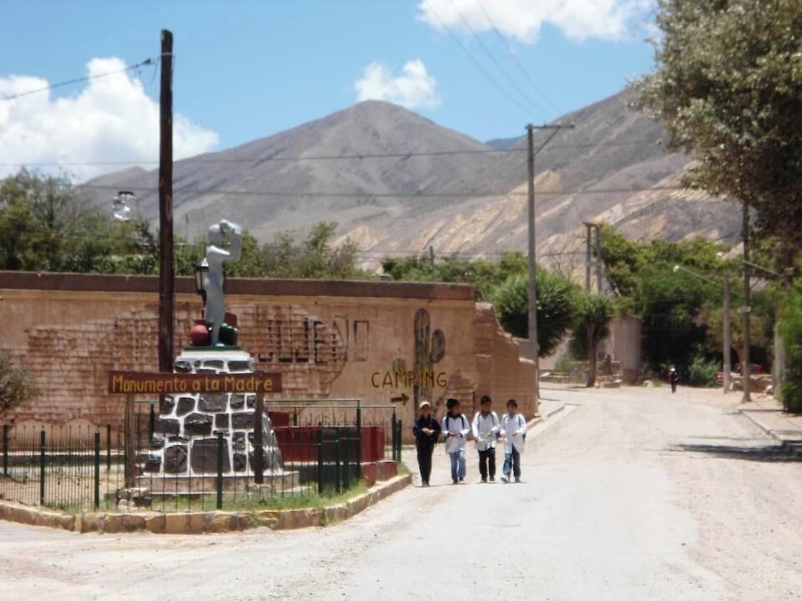 pueblito de la quebrada de humahuaca donde se encuentran las conocidas paletas del pintor.