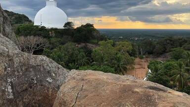 Mihintale Temple, stupa on the hill top