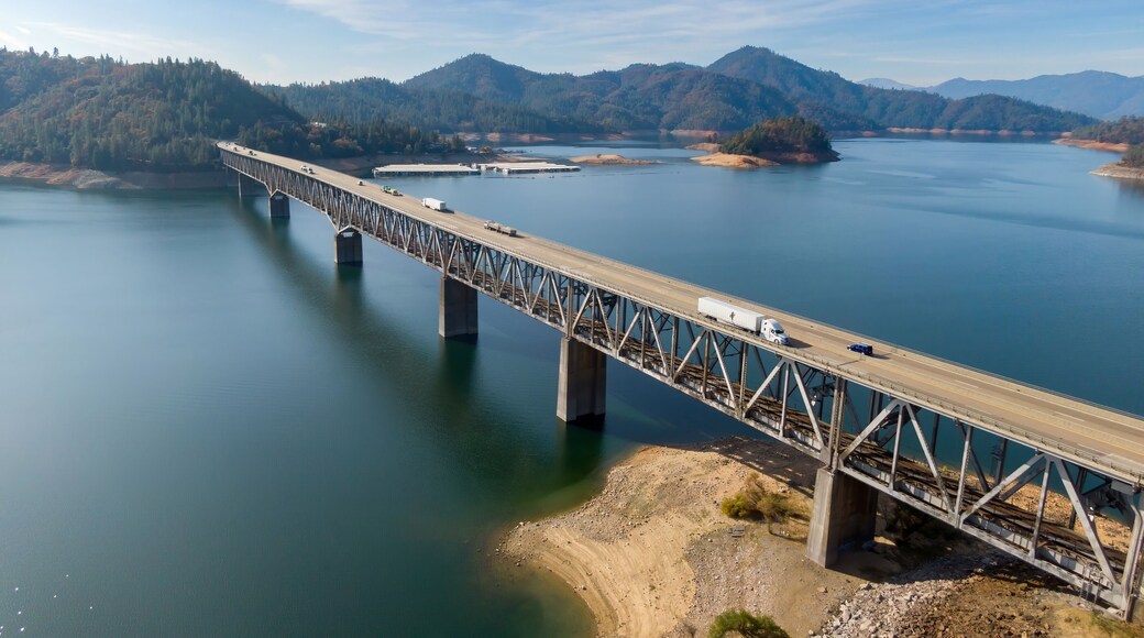 เลคเฮ้ด