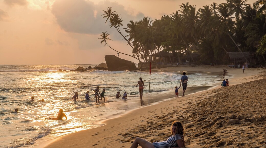 This is one of the most beautiful beaches I've seen while traveling Sri Lanka . It is very narrow with white sand, palm trees above, very little people and a natural reef some 20m from the shore where sea turtles can be spotted.
#localsecrets