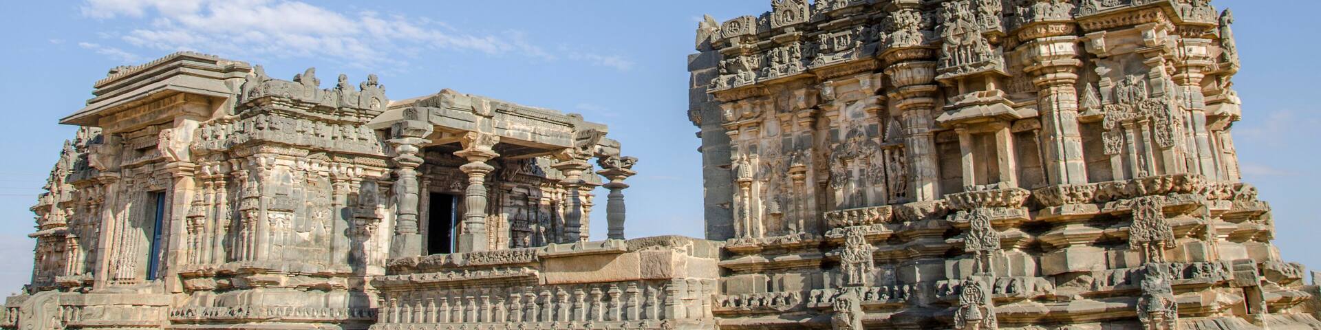 Kasivisvesvara or Kavatalesvara or Kashivishveshvara or Kashi Vishvanatha Temple, 11th - 12th Century Kalyana Chalukya style of Hindu architecture at Lakkundi, Gadag, Karnataka, India, Asia.
