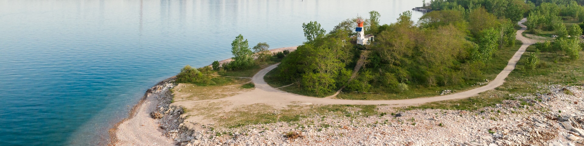An aerial view of Lighthouse Point looking back toward the Toronto skyline