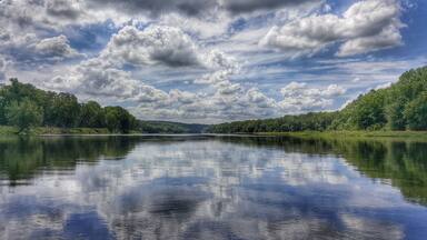 St. Croix River Kayaking. It's a great way to spend a summer day with family! #endlesssummer