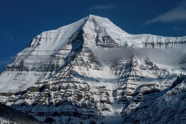 Mt. Robson peak is majestic #Banff #Jasper