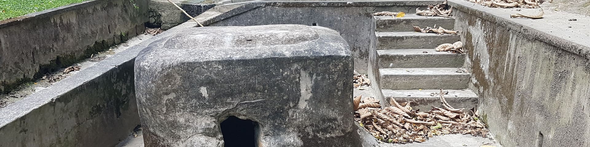 Golden Lane well, 18th Century, still perfectly working.