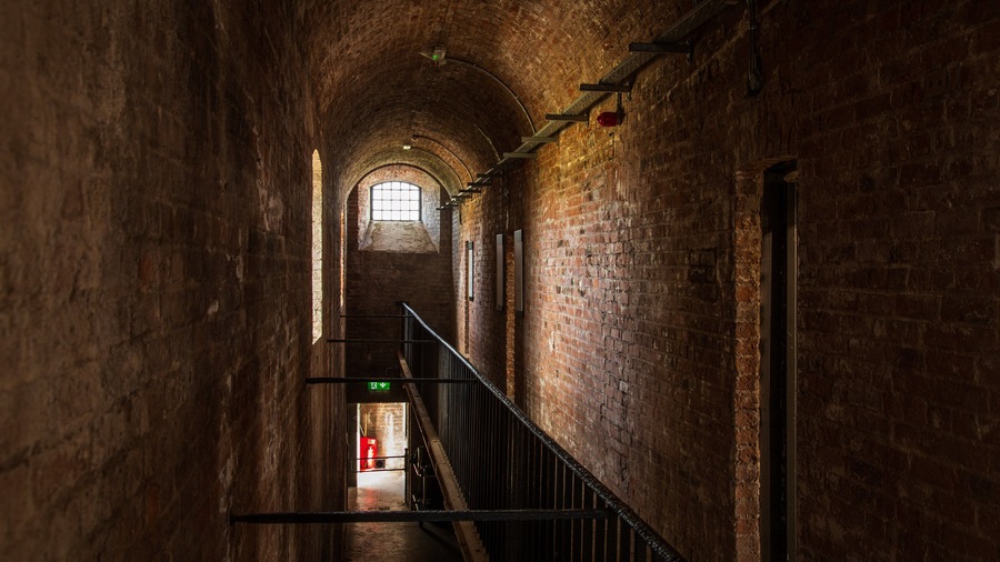 Spike Island featuring heritage elements and interior views