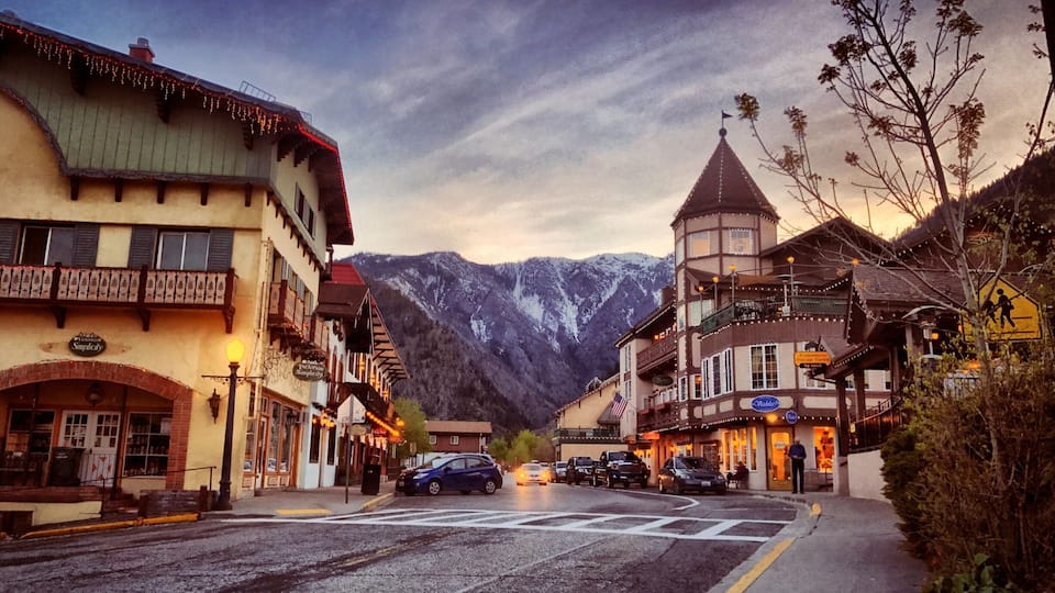 "Little Bavaria" of WA. In 1960's, this little town surrounded by beautiful mountains just decided to change the look of the entire town to draw visitors. Now it holds one of the largest Octoberfest and Christmas lighting events in US...
#Culture
#OnTheRoad