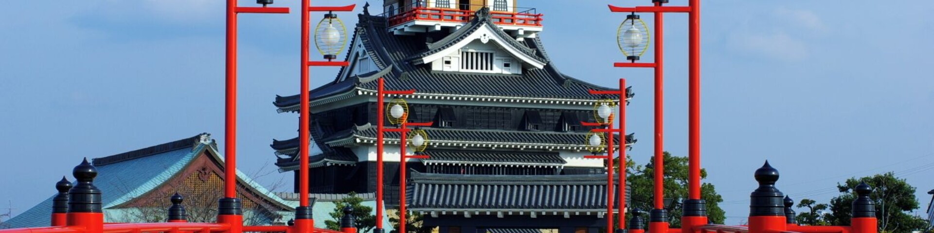 清洲城模擬天守と大手橋