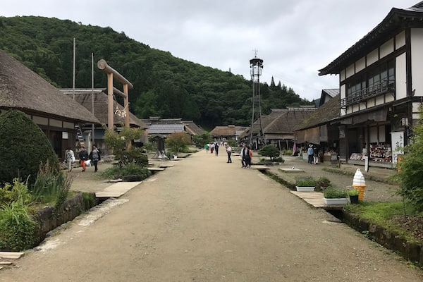 Nice place to visit with some great noodle with a massive spring onion!