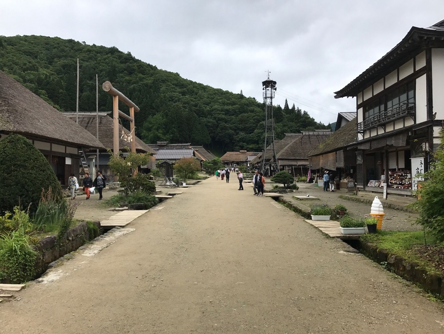 Nice place to visit with some great noodle with a massive spring onion!