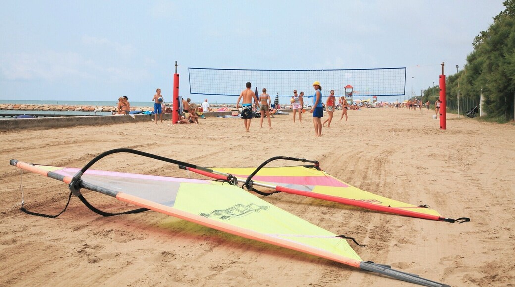 Another great stretch of beach on this great part of the coastline.