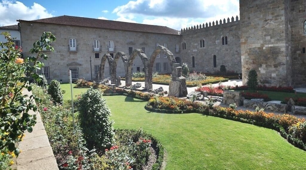 Episcopal Palace, The Archiepiscopal Palace of Braga, is a Portuguese episcopal palace in civil parish of Braga, in the municipality of the same name, in the northern district of Braga.
The Garden of Santa Barbara is a municipal garden in the civil parish of Sé, municipality of Braga, alongside the eastern wing of the historical Archbishop's Palace of Braga.