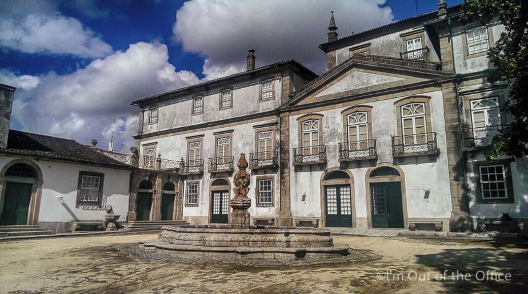 The museum Biscainhos is located in a palace and street that are named after it, in Braga. This construction is a clear example of Baroque civil architecture and it was, for almost four centuries, the home of a noble family from the province of Entre-Douro and Minho.
Check out more of the history:
http://imoutoftheoffice.com/museu-dos-biscainhos-encounter-with-xviii-century/