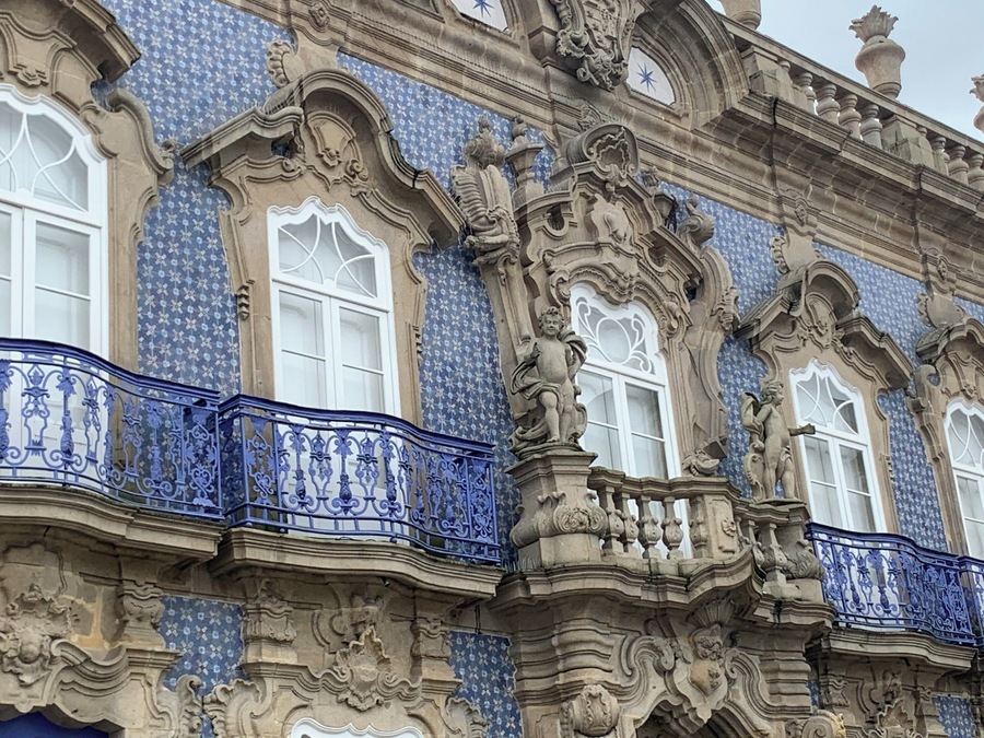 The city of Braga is a wonderful mix of the old and the new. Roman ruins, Azulejos tile, basilicas and pastelarias to stylish modern shops and architecture. It’s a beautiful place with a lot to offer the traveler. 
#Braga #Portugal #Azulejos #blue #tile #trovember