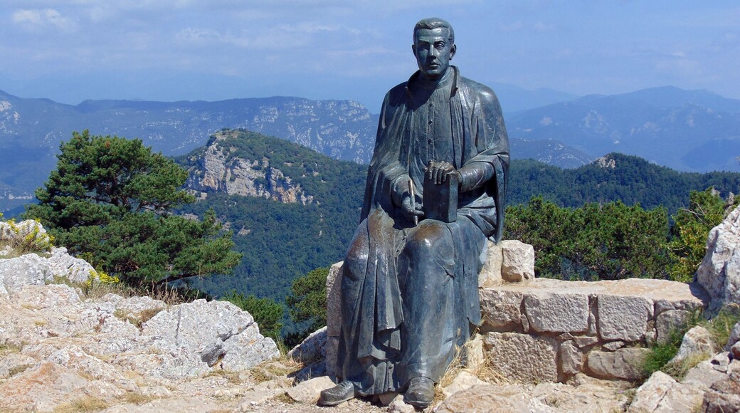 Santuari la Mare de Déu del Mont (Albanyà) This is a photo of a building indexed in the Catalan heritage register as Bé Cultural d'Interès Local (BCIL) under the reference IPA-17856.