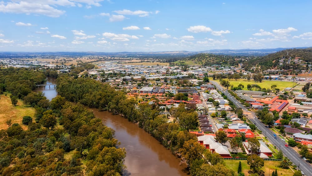 D Wagga river city