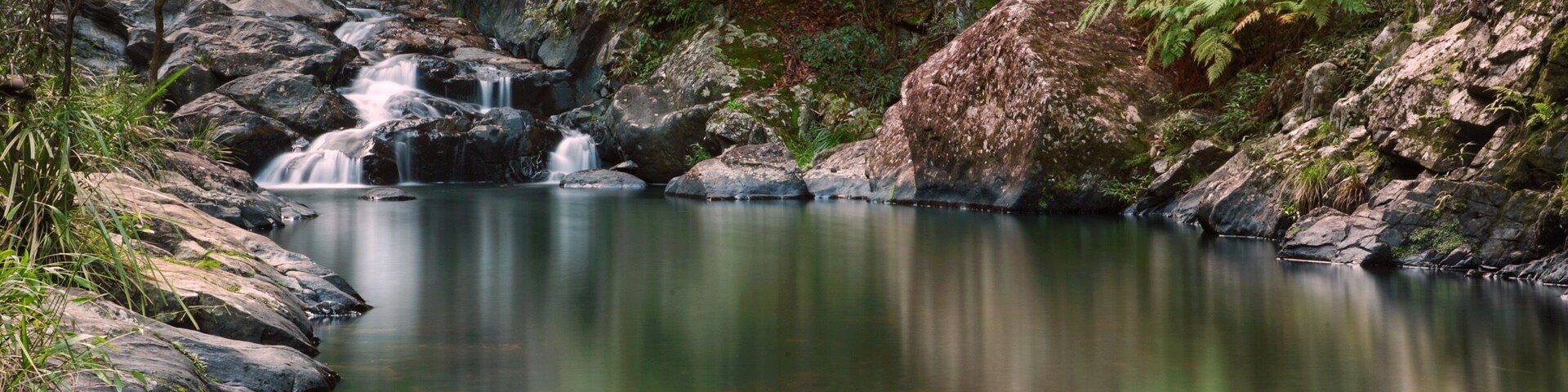 In Queensland’s Sunshine Coast Hinterland, you will find, if you like a good 4x4 drive, Booloumba Cascades and Falls.  With crystal waters and wonderful walks, you can even take a swim here.  Part of Conondale National Park, certainly worth a night or two camping in the dedicated camping areas. #nationalparks #nature #queensland #roadtrip #daytrip #4x4 #troverrt