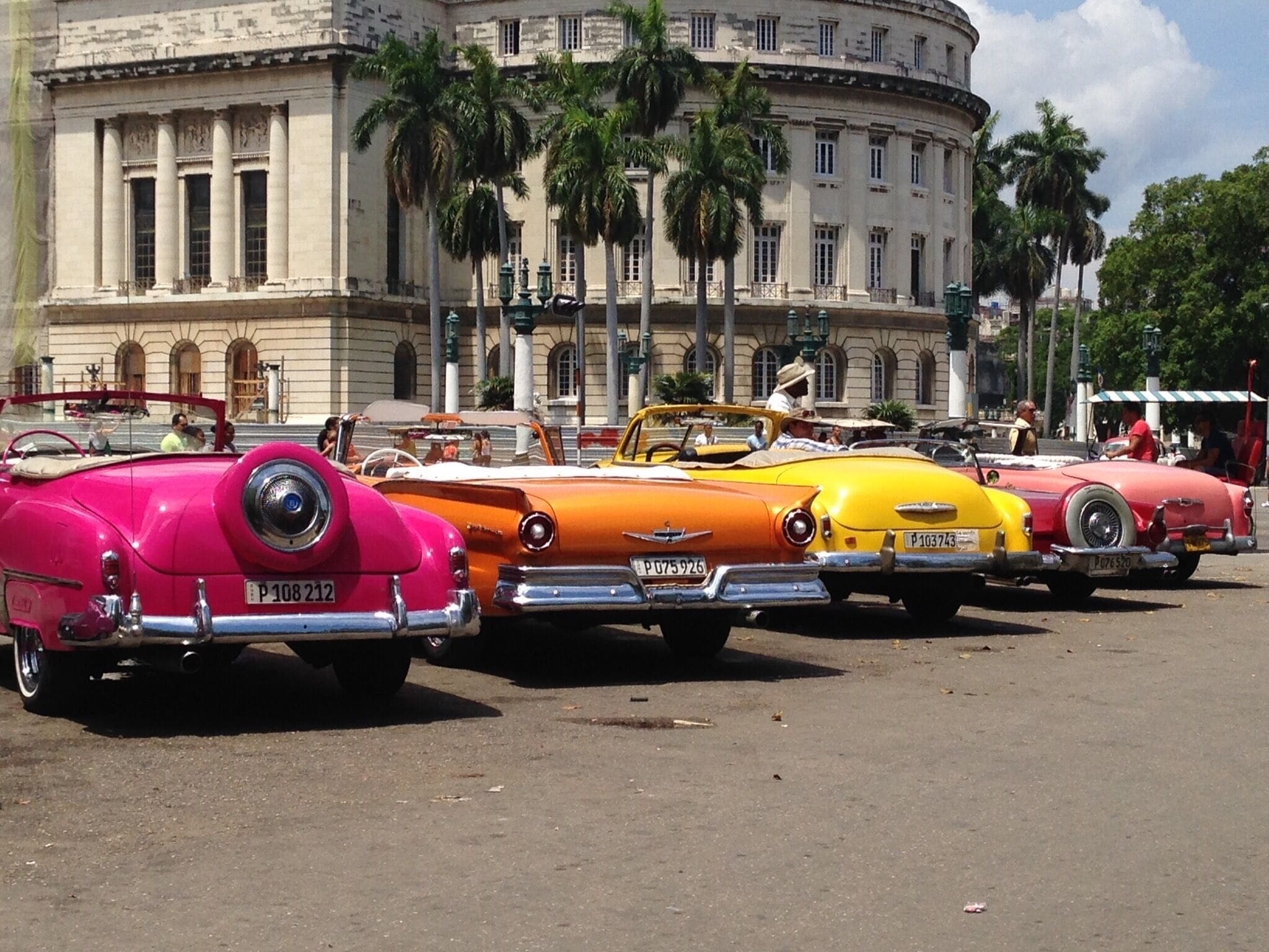 El Capitolio was the government building until the revolution. Good place to pick up a classic car for a tour of the city - not the way to get the best price for a tour but you will get a good choice of colours...! 

Also a good place to get an official taxi - they are pretty beat-up Lladas but they cost half as much! 