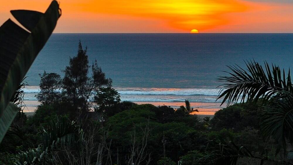 and the nature gave us this beautiful sunset in Olon, Ecuador #beach # ecuador #beachtips