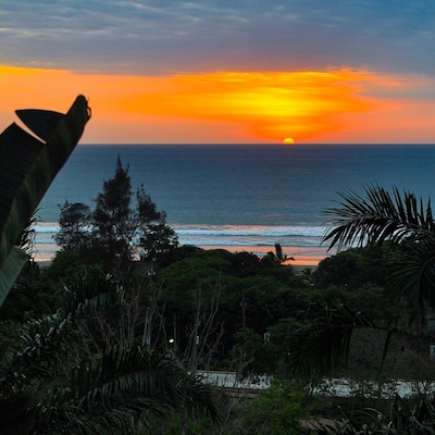 and the nature gave us this beautiful sunset in Olon, Ecuador #beach # ecuador #beachtips