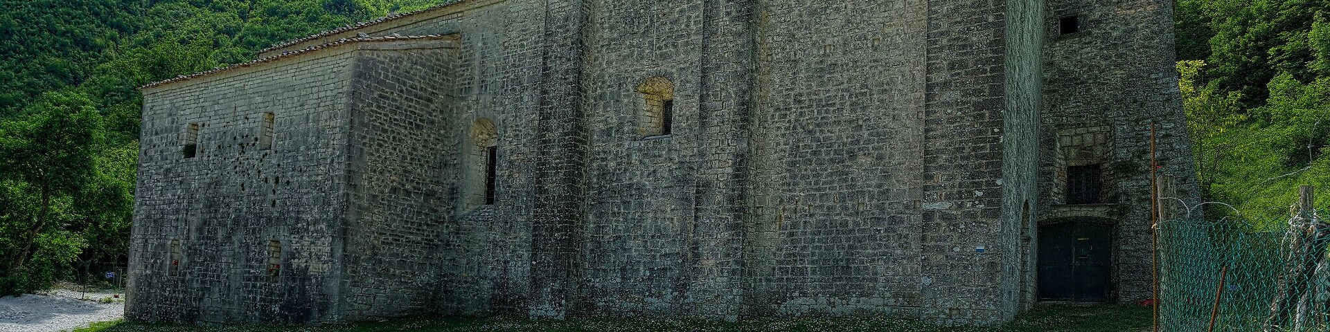 Abbadia di Sitria, vista di tre quarti