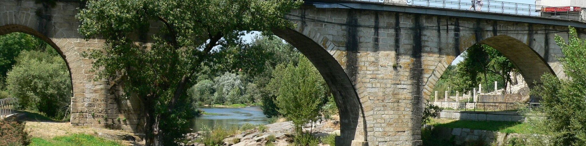 Ponte sobre o Avia