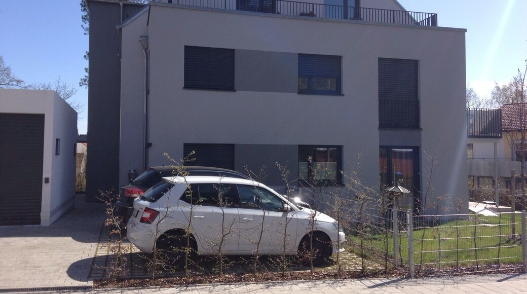 Social Building?
5000€/sm