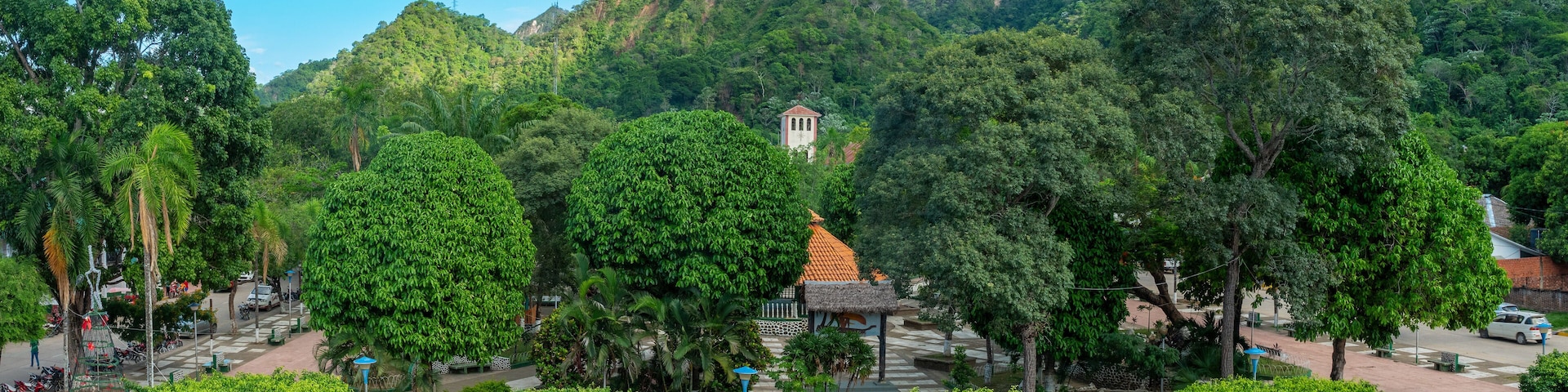 Central square of Rurrenabaque on the Beni river, the gateway to Madidi National Park rainforest and the Bolivian Pampas, Bolivia