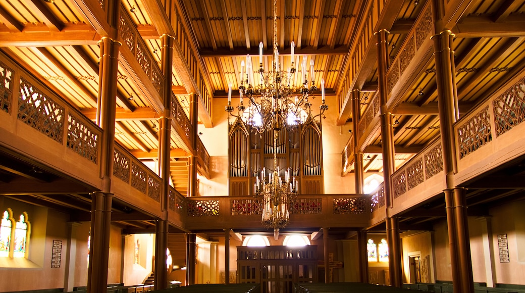 Stadtkirche von Selb Innenansicht mit Blick zur Orgel