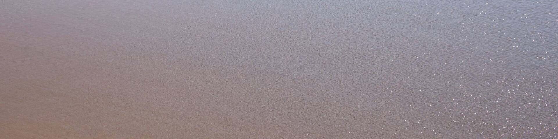 olas en la playa mexicana de punta perula, en jalisco mexico