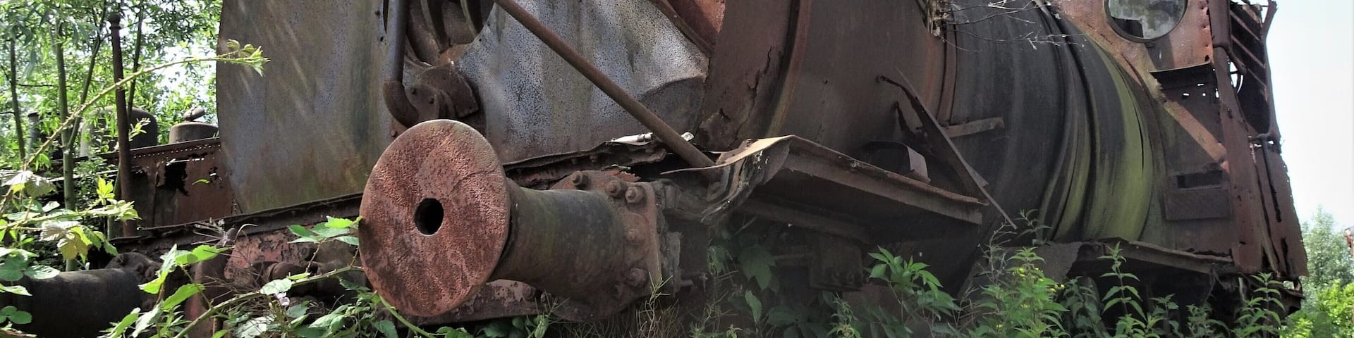 The ‘Verbeke Foundation’ is a private art site which opened its doors to the general public in June 2007. As ‘a refuge’ for arts, the foundation holds an impressive collection of modern and contemporary art, mainly installations, collages and assemblages. With 12 hectares of scenic area and 20,000 m² of covered space, the Foundation is one of the largest private initiatives for contemporary art throughout Europe.