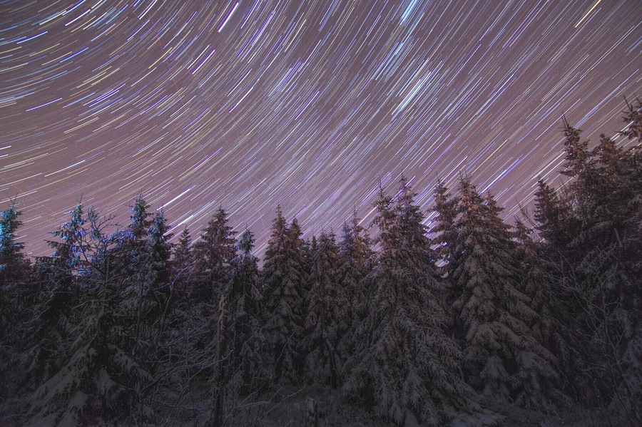 Star Trails over the Fichtel mountains in Bavaria, Germany.
#BvSAstro
