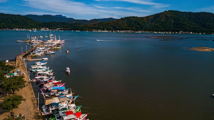 Paraty Paisagem Arquitetura Colonial Brasil Cidade Litorânea Porto Rio de Janeiro Colonial História Cultura Caminho Real Rota Ouro Artesanal Madeira Natureza Oceano Costa Barco Turismo Patrimônio