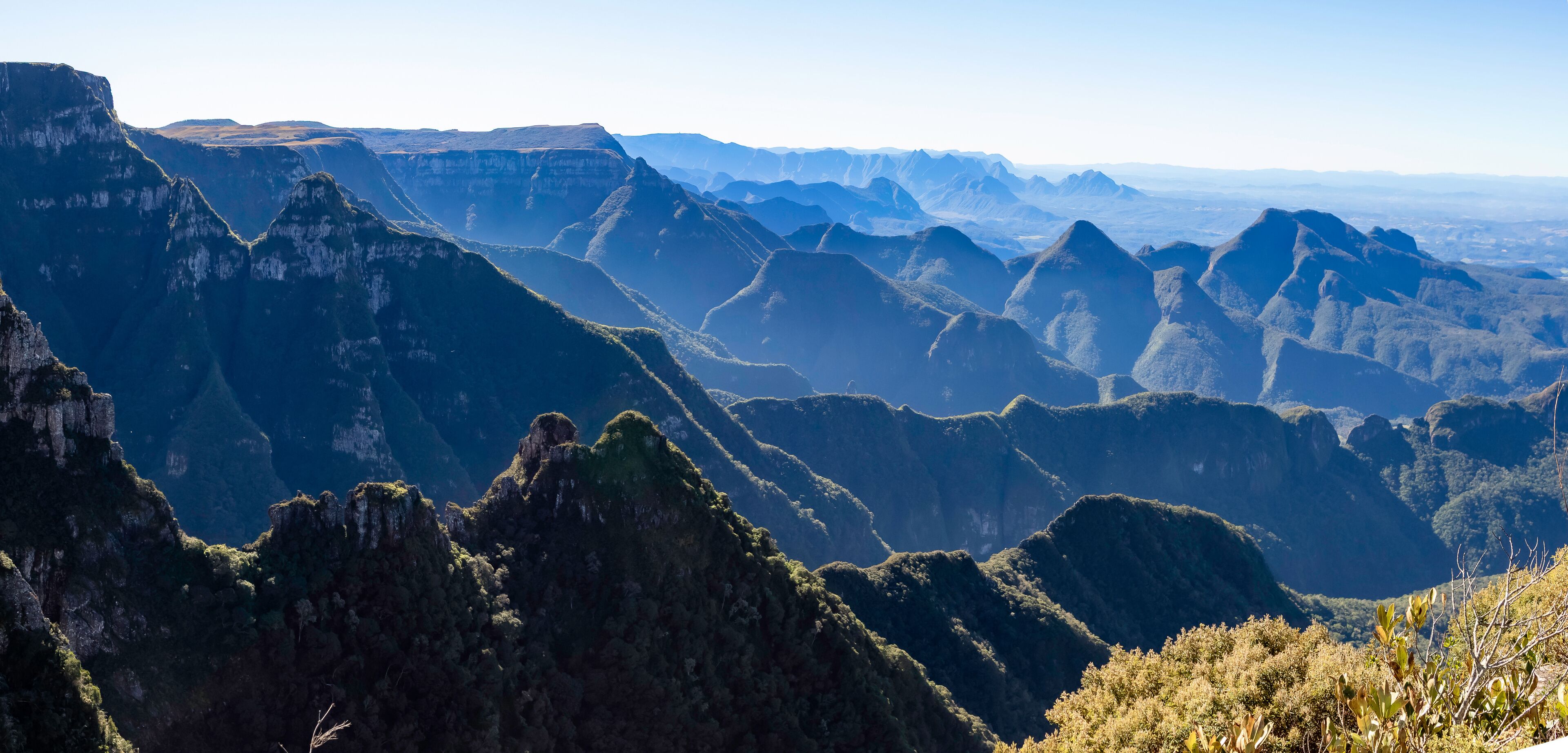 SERRA CATARINENSE.
SERRA BRASILEIRA.
SERRA DAS AMÉRICAS.
SERRA CÂNION DO FUNIL.
SERRA GAÚCHA.
SERRA DO RIO DO RASTRO.
BOM JARDIM DA SERRA
MIRANTE SERRA PARQUE
lAURO MULLER,sc.